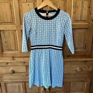 Draper James Small Blue White Dress 3/4 Sleeve‎ Floral
